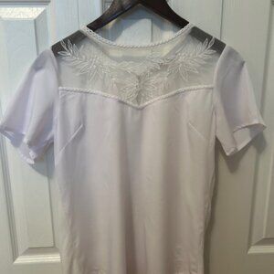 White Carreli blouse in size small with partial lace front